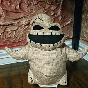 DISNEY THE NIGHT BEFORE CHRISTMAS OGGIE BOOGIE ANIMATED PLUSH 10”